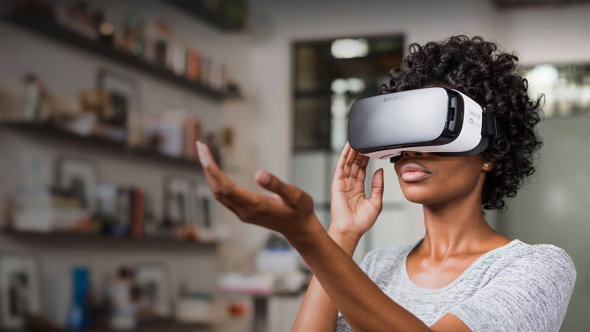 Vr Telecom 瑞聲季賺6億新高 瞄準VR - EJ Tech