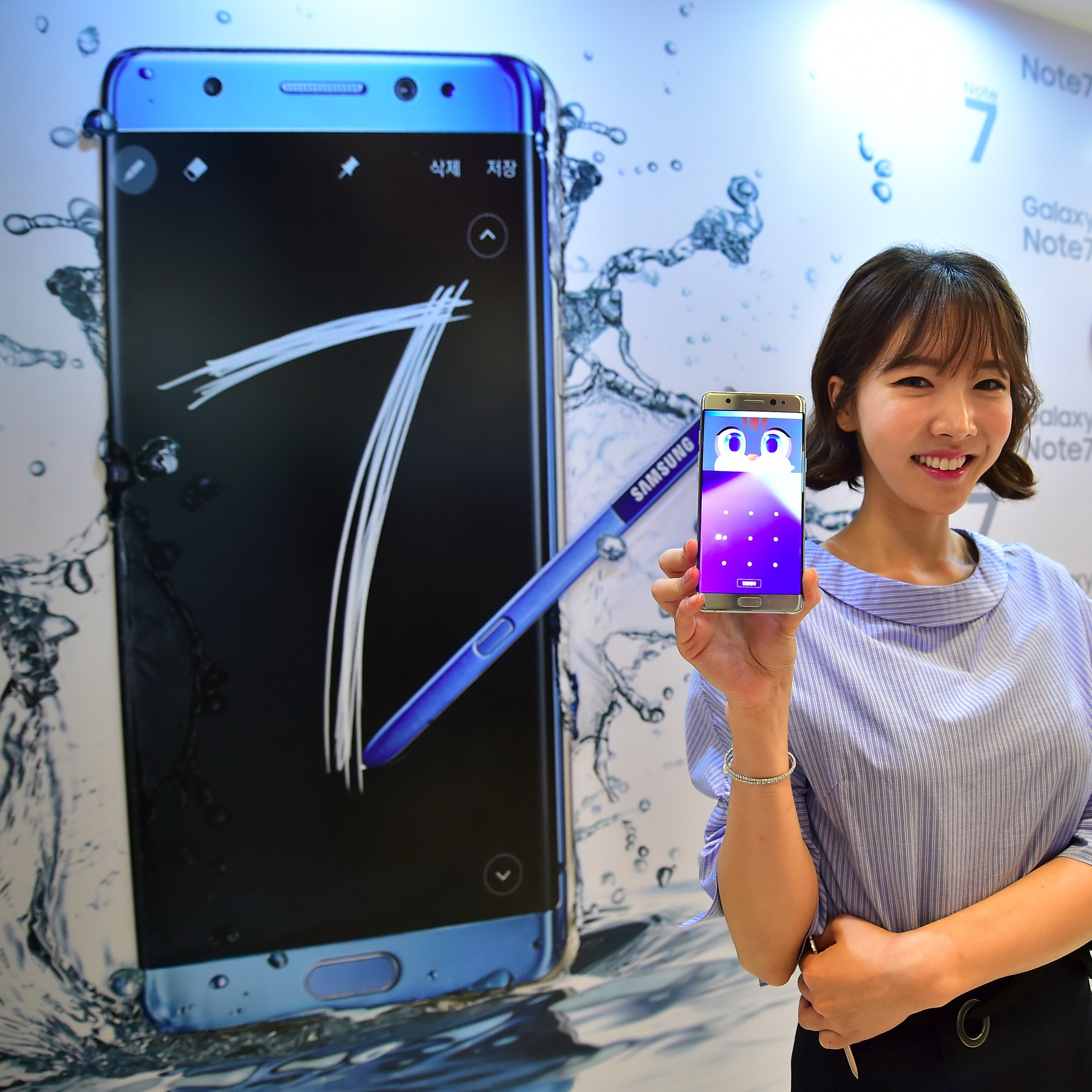 Note 7爆炸太子涉賄 三星商譽高台跳水 - EJ Tech