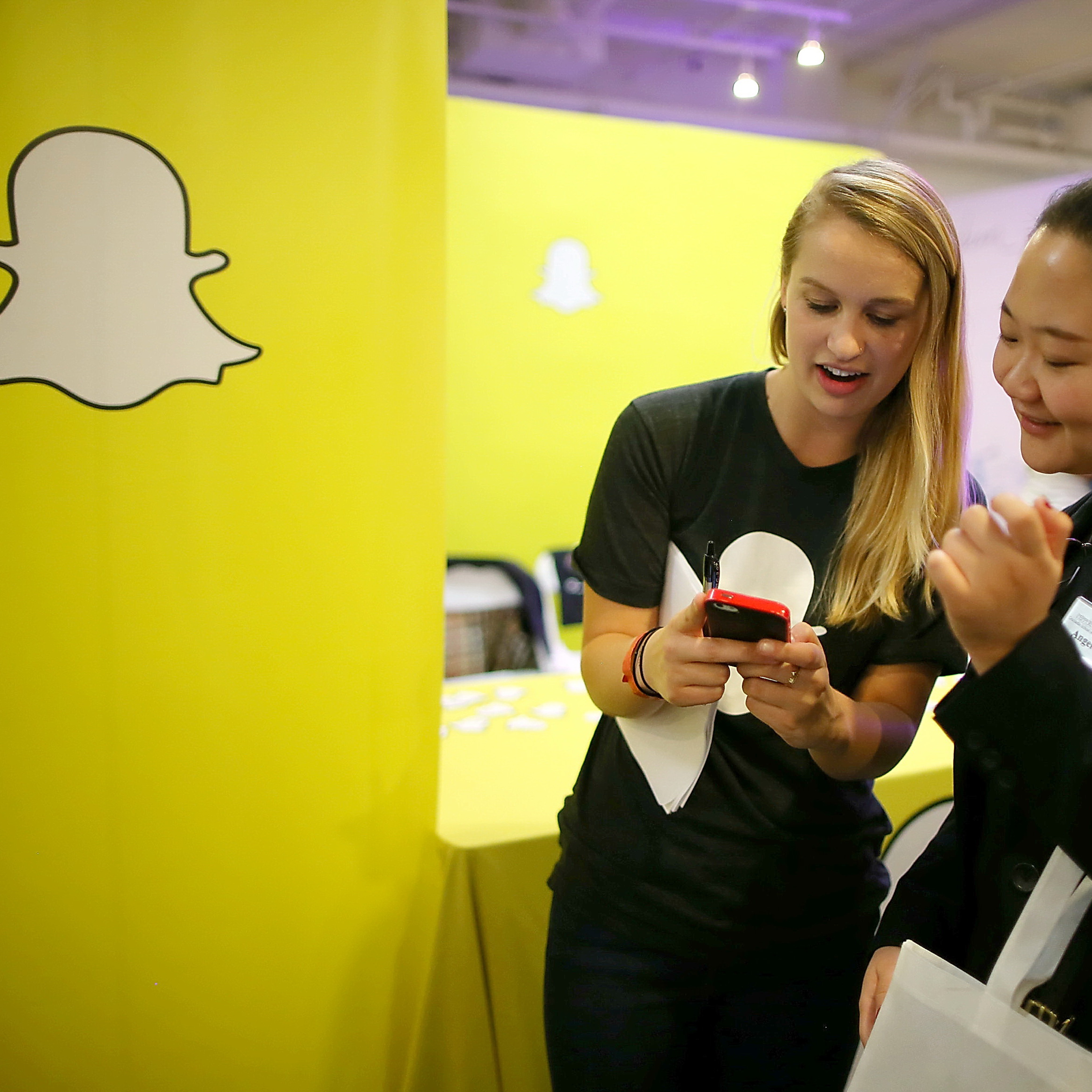 Snapchat專組查政治廣告真偽 - EJ Tech