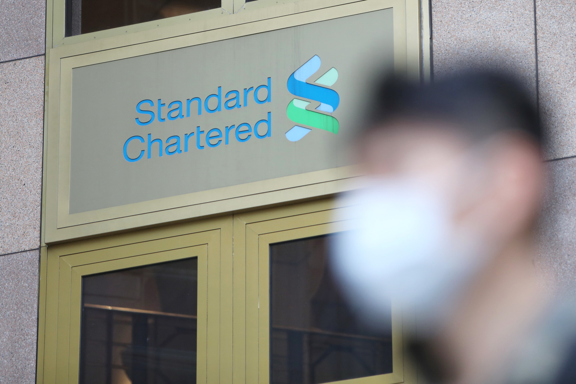 渣打信用卡大規模被盜用客服「塞車」 App鎖卡系統「死機」 - EJ Tech