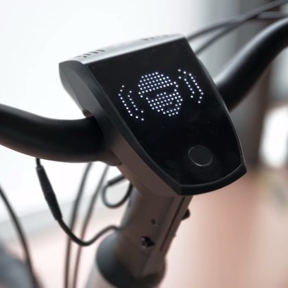 全球首款電動單車 內置ChatGPT聊天 - EJ Tech