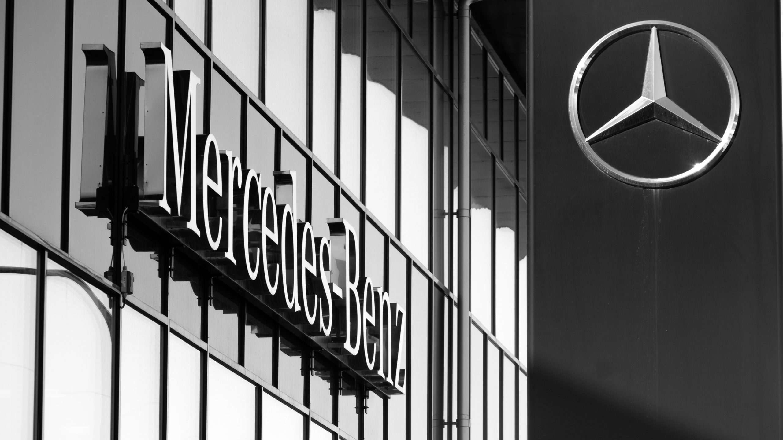 Benz 電動車｜從歷史到未來的豪華電動之旅 - EJ Tech