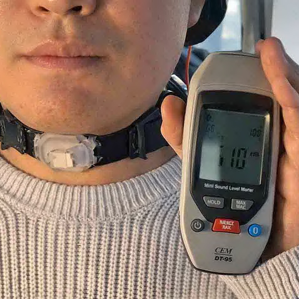 智能頸帶｜助失聲者「說話」 - EJ Tech